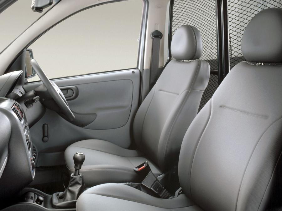  Vauxhall Combo 2001 года  (фото 10 из 11)